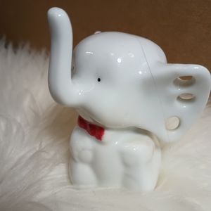 vintage elephant earrings holder trunk up for good luck!